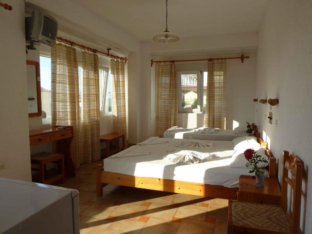 Paris Beach Hotel Ireo  Room photo